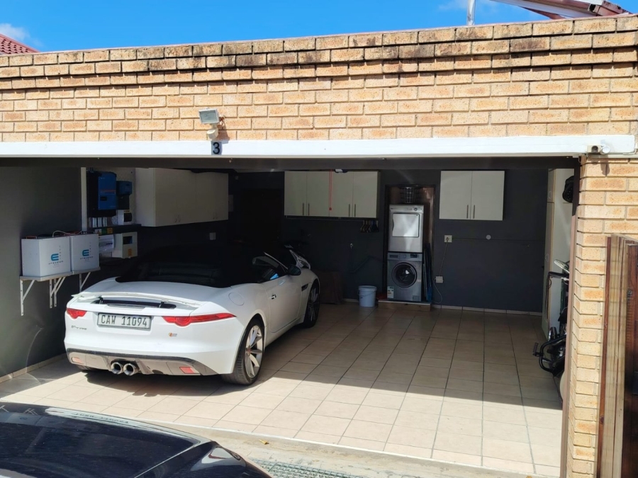 3 Bedroom Property for Sale in Rooi Rivier Rif Western Cape